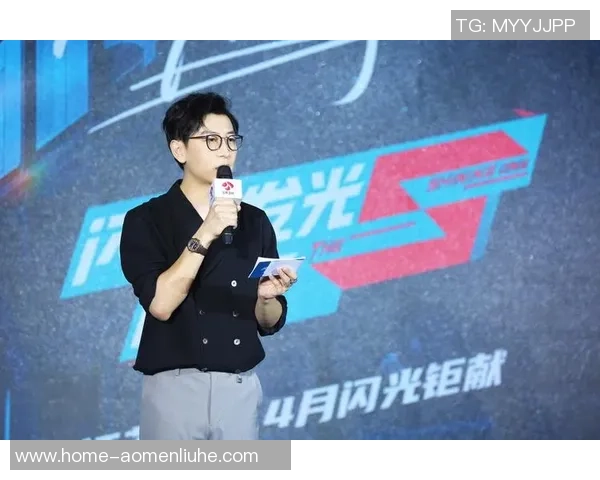 朱旭航的成长之路：从青涩少年到职场精英的奋斗历程